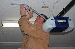 Exclusive Garage Door Repair Service Northville, MI 248-537-2310
